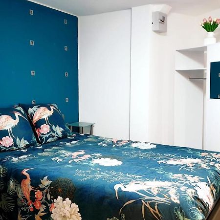 Jolie Appartement Avec 2 Chambres Partagees Paris Dış mekan fotoğraf