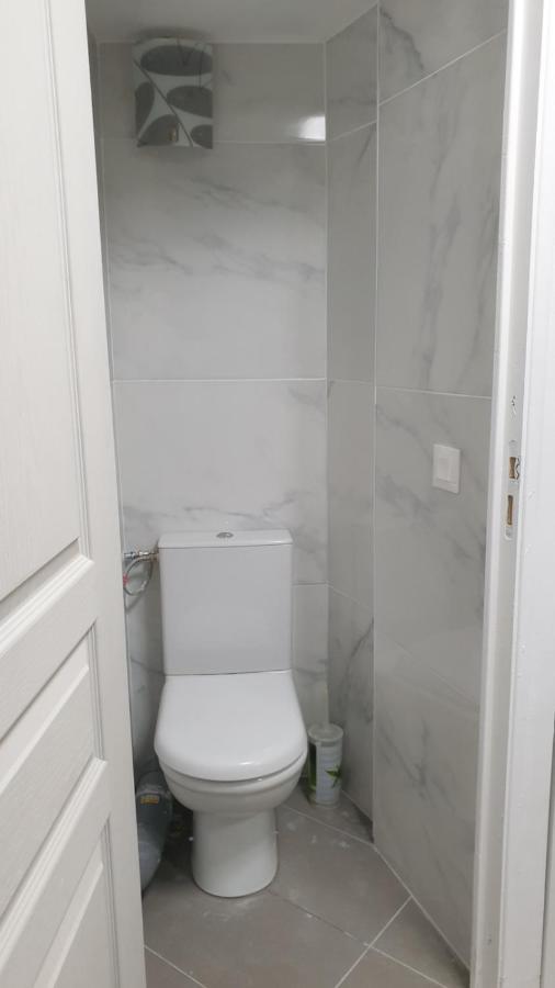 Jolie Appartement Avec 2 Chambres Partagees Paris Dış mekan fotoğraf